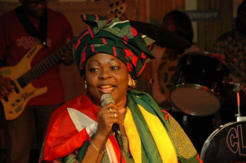 Fifi Rafiatou : les chansons de la Togolaise disponibles comme sonnerie sur iPhone