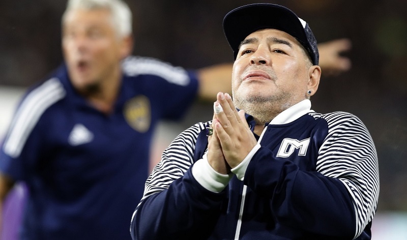 Football : Diego Maradona est mort !