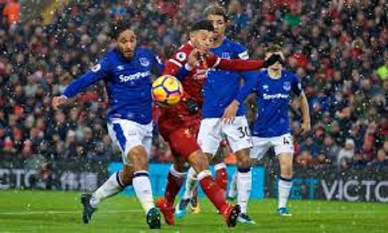 Football : Liverpool et Everton engagés contre la faim