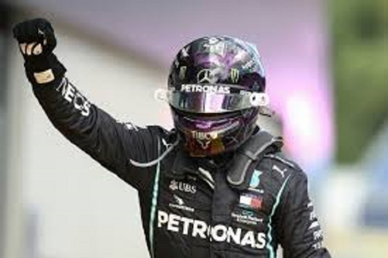 Formule 1 : Lewis Hamilton bat le record de Michael Schumacher