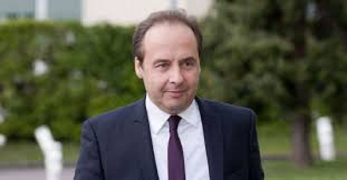 France / Covid-19 : à qui seront destinés les vaccins AstraZeneca ? Jean-Christophe Lagarde