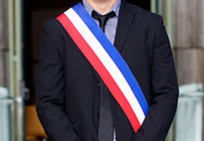France / Covid-19 : le maire trompé par un groupe de fêtards