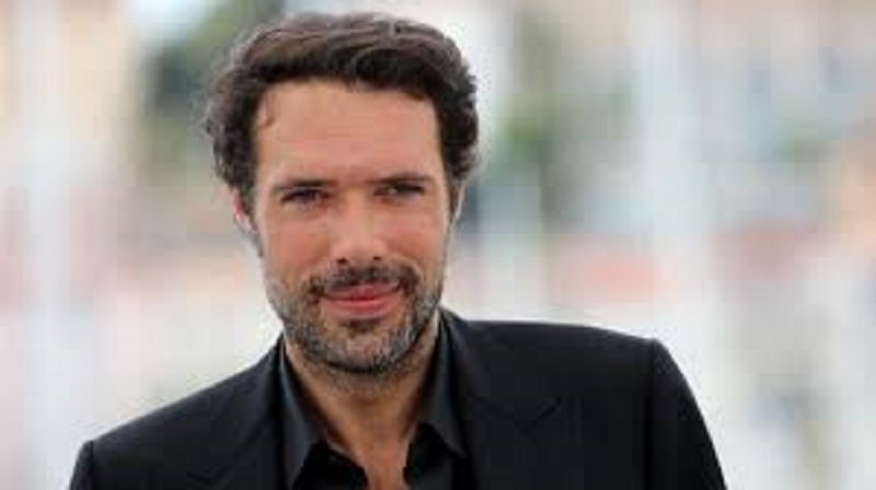 Après Pamela Anderson, Nicolas Bedos quitte à son tour les réseaux sociaux