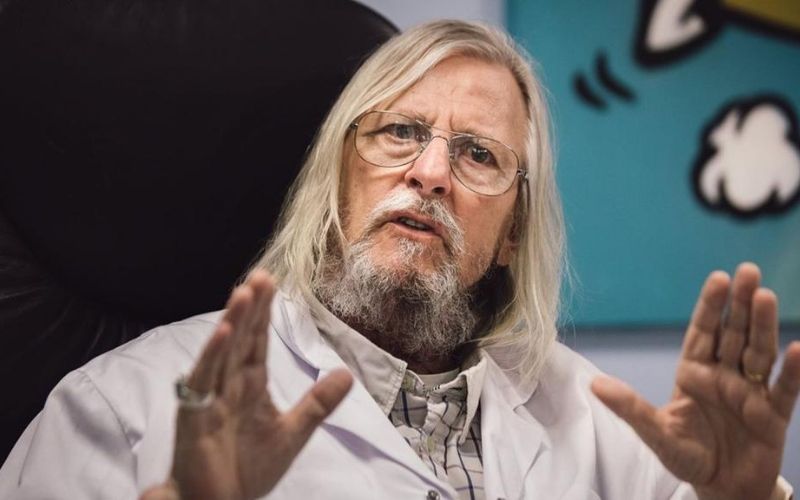 “Vous êtes le seul à me prendre pour un imbécile !” : échanges musclés entre Didier Raoult et David Pujadas