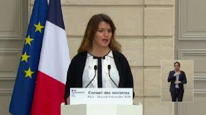 France : Retrait de titres de séjour aux personnes polygames