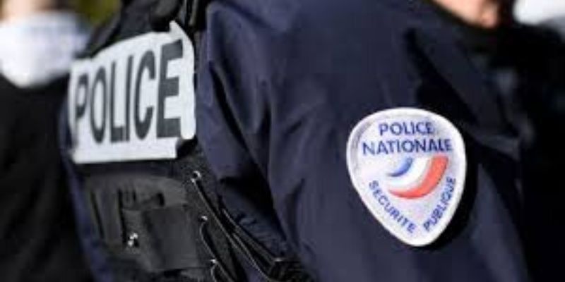 France : après avoir poignardé un policier en civil, un ado de 17 ans mis en examen