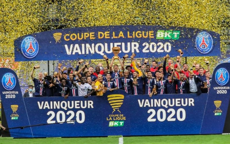 France : le PSG bat Lyon et remporte la dernière Coupe de la Ligue de l’histoire