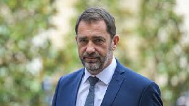 France : le ministre de l’Intérieur annonce l’abandon d’une méthode d’interpellation controversée