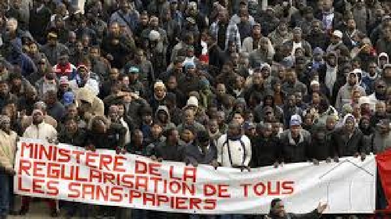 France : manifestation de sans-papiers à Paris