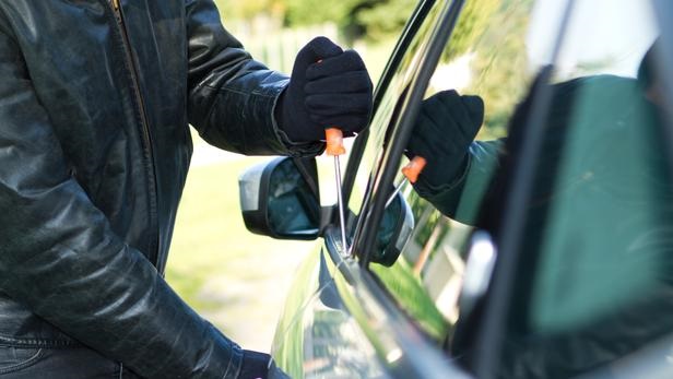 France : un ado meurt écrasé par la voiture qu’il tentait de voler