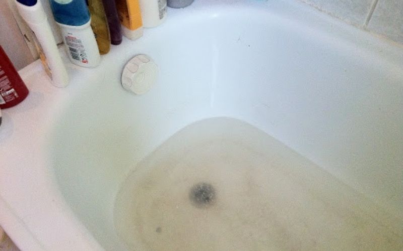 France : une femme enceinte voit son appartement inondé d’excréments