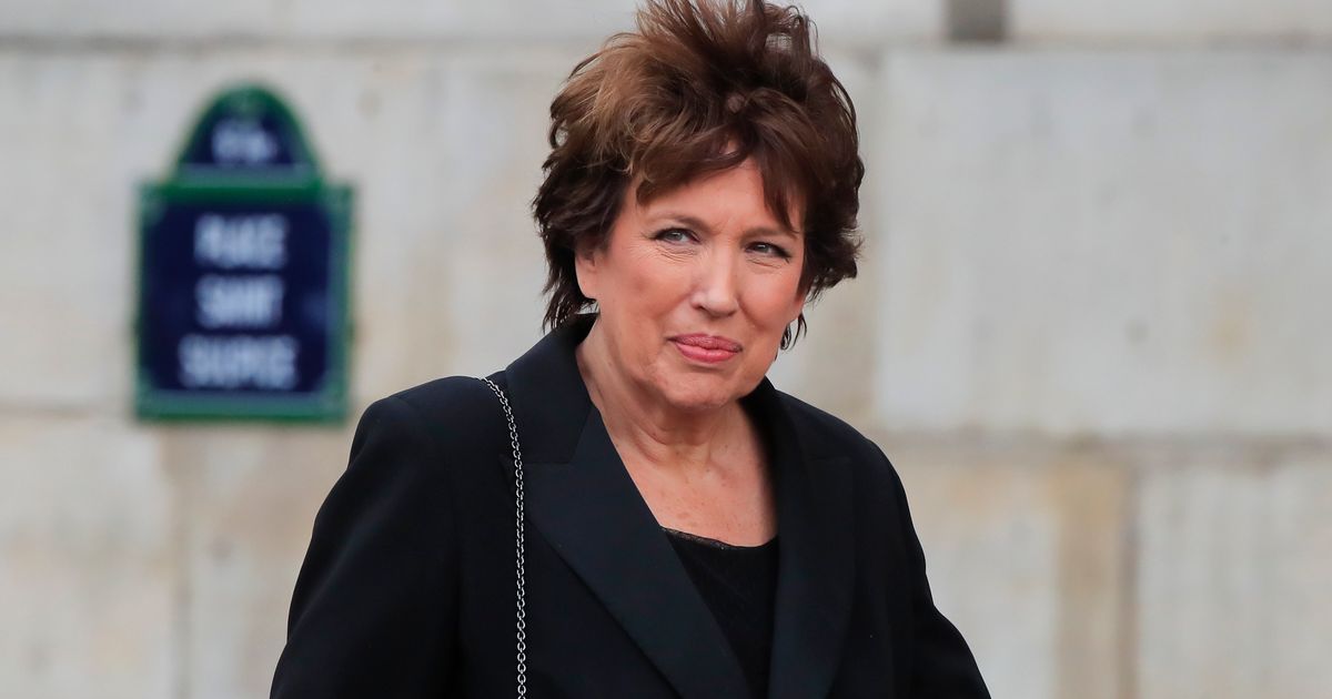 Roselyne Bachelot : Cristina Cordula séduite par son style détonant dans Les Reines du shopping (vidéo)