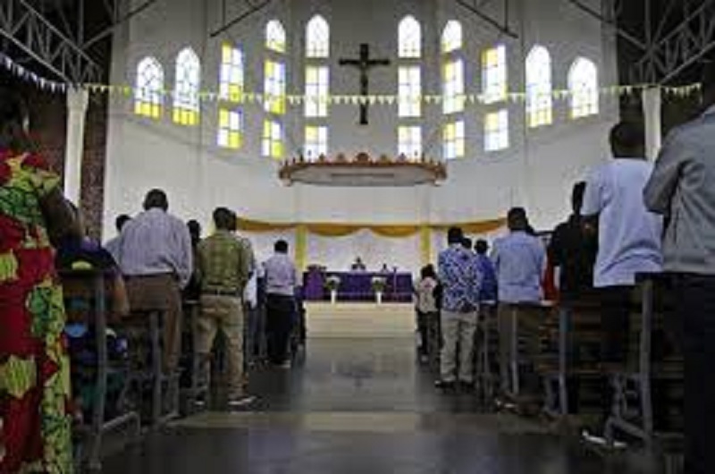 Gabon : la longue fermeture des églises agite le monde religieux