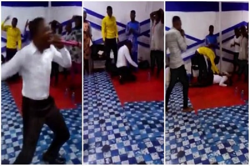 Ghana : un pasteur décède en pleine prédication, ses fidèles ne s’en rendent pas compte (vidéo)