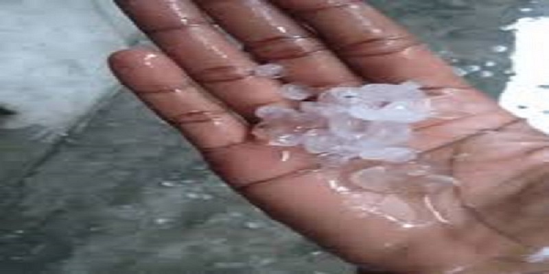 Ghana : une « pluie de glace » s’abat sur Ashanti (vidéo)
