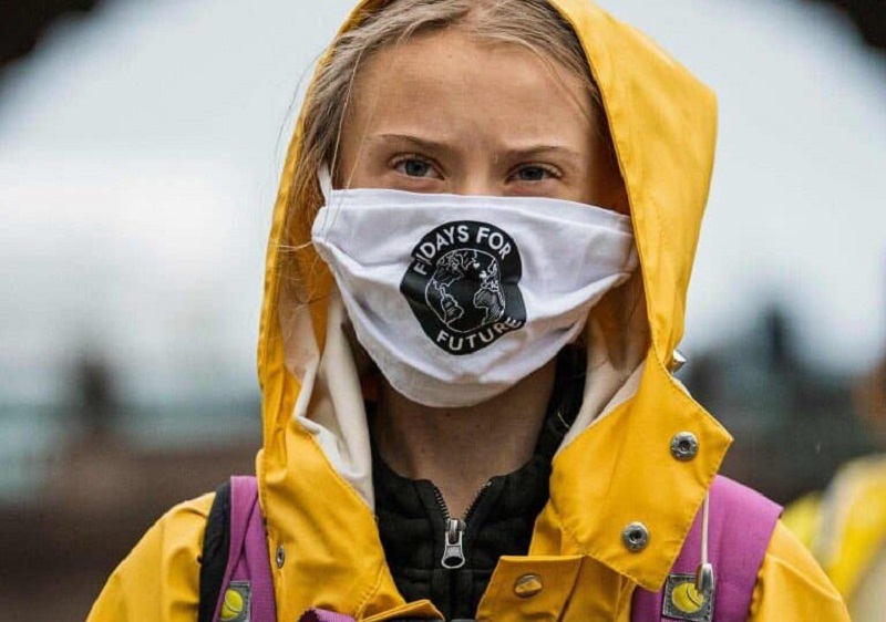 Greta Thunberg résume le One Planet Summit à du « blabla » ; Macron répond