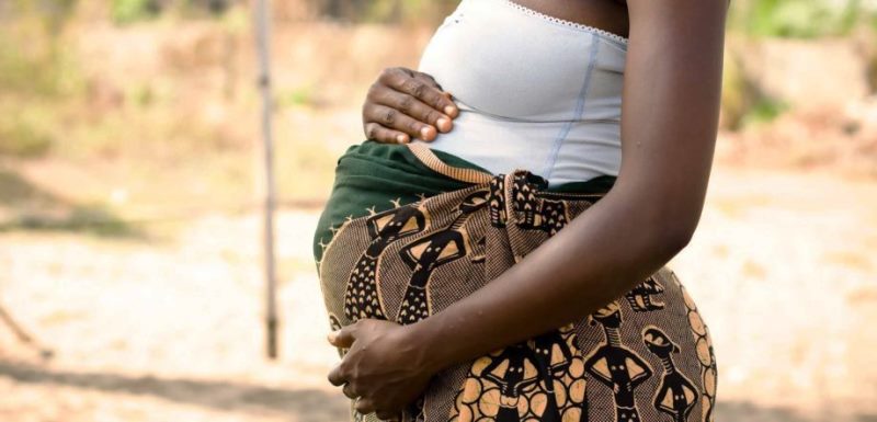 Cameroun : le phénomène de la fille-mère prend de l’ampleur à l’Est du pays