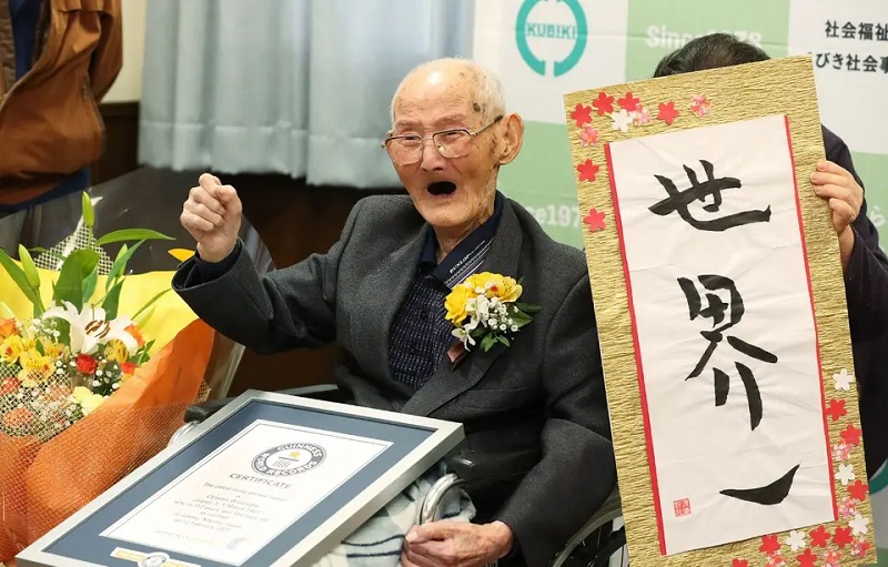 Guinness des records : un Japonais de 112 ans déclaré nouveau ‘doyen masculin de l’humanité’
