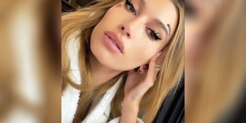 Hailey Baldwin : la femme de Justin Bieber se fait un tatouage sur le visage (photo)