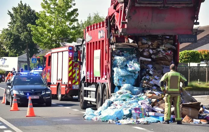 Voilà pourquoi il ne faut pas jeter un appareil électronique dans la poubelle