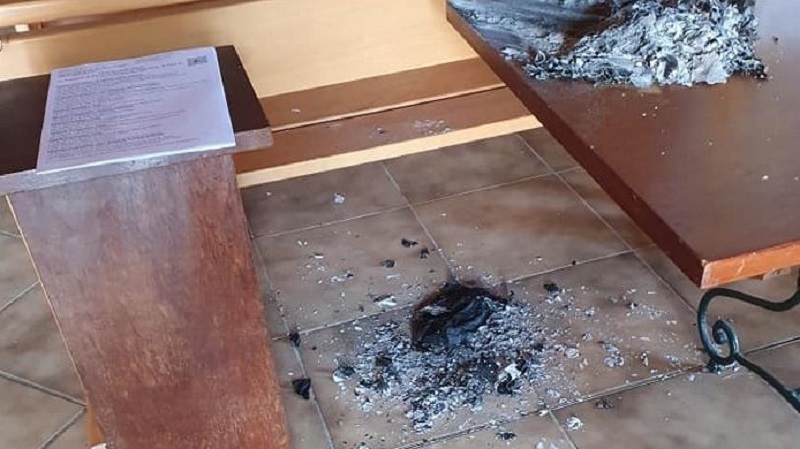 Il « défèque puis urine et crache » dans une église près de Montpellier (photos)