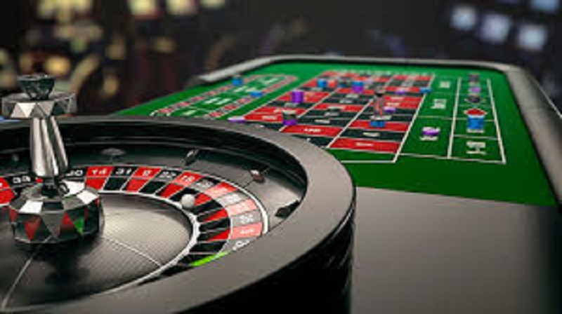 Il dilapide des millions au casino et s’en prend à la maison de jeu