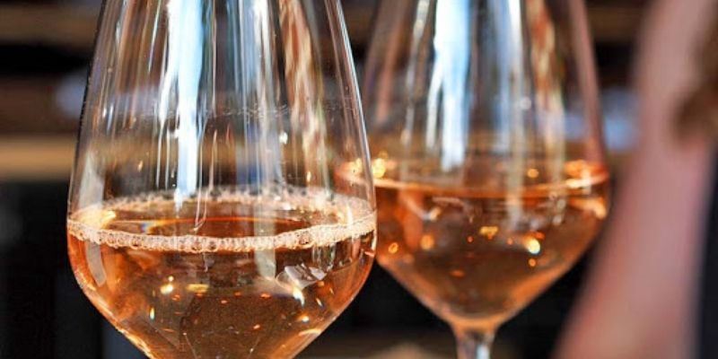 Il est condamné à de la prison pour une histoire de rosé