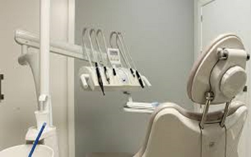 Il meurt en saignant après avoir été opéré des dents de sagesse (photo)