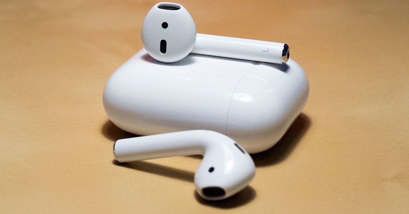 Un homme avale un AirPods pendant son sommeil