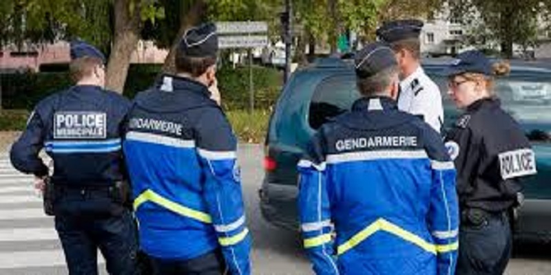 Il retrouve son voleur par hasard au poste de police