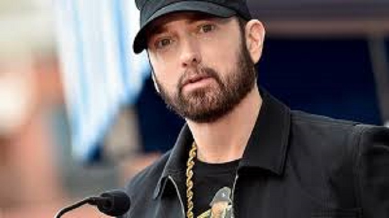 Il se retrouve face à Eminem «pour le tuer»