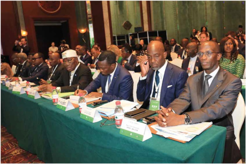 Business Forum Togo Chine / Le Président Faure E. Gnassingbé aux investisseurs chinois : « soyez les artisans du miracle économique togolais ! »