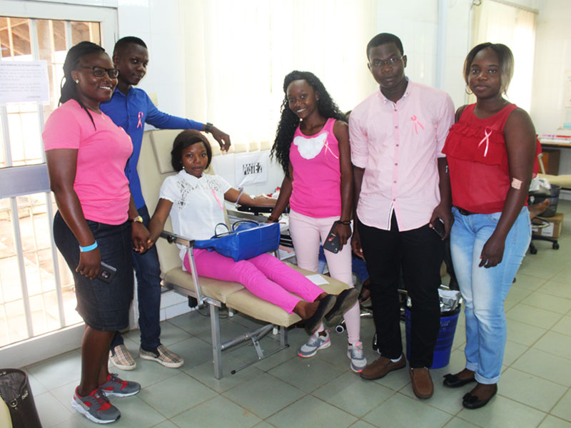 Campagne de don de sang au Togo : le ‘Med Students Leaders Association’ soutient les patients atteints du cancer du sein