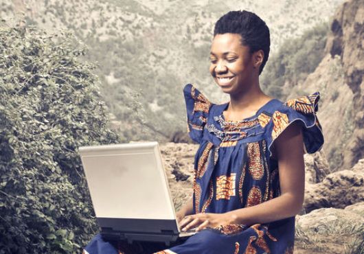 Inscrire les femmes dans la dynamique du marché des TIC