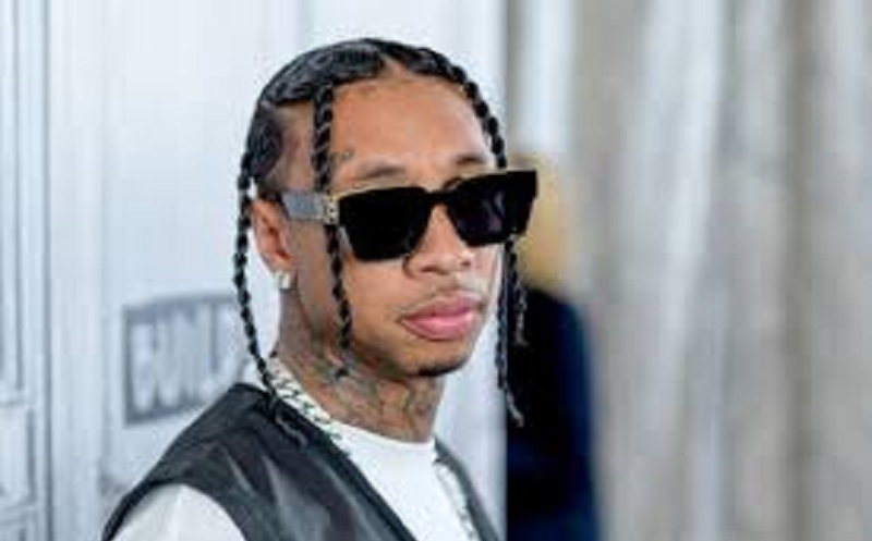 Insensible aux avances du rappeur Tyga, cette star de téléréalité affiche la conversation sur la toile