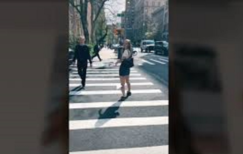 Insolite : elle croise Paul Mccartney dans la rue et ne s’en rend compte que chez elle