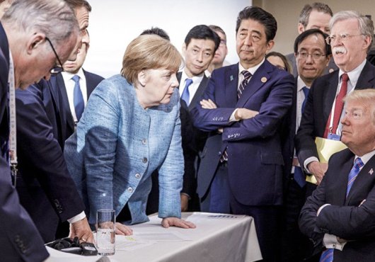 Insolite / Qui a mangé le gâteau du G7 ? : la photo qui agite le web