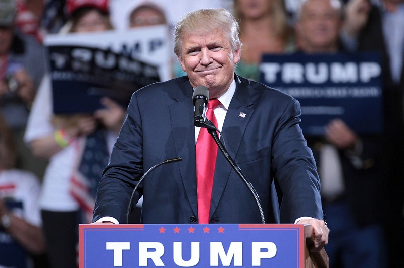 Donald Trump se trompe et qualifie Macron de « Premier ministre »