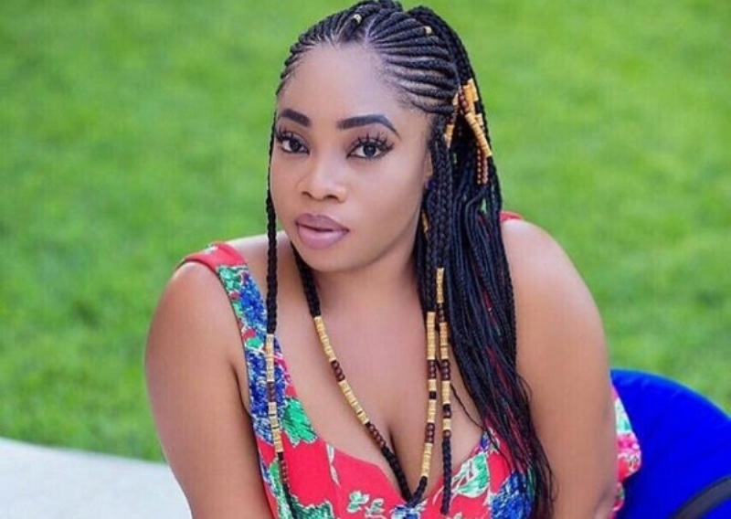 ‘Je ne peux pas sortir avec un homme qui n’a pas de voiture !’, la nouvelle polémique de l’actrice ghanéenne Moesha Buodong