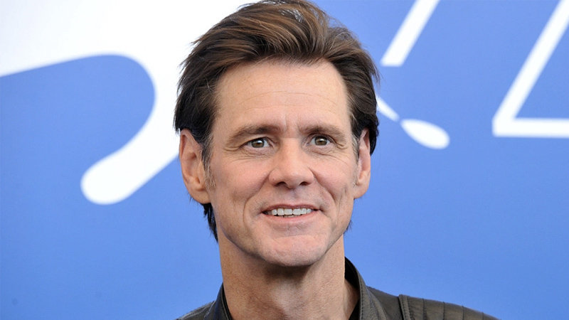 Etats-Unis : Jim Carrey traite Donald Trump d’escroc 