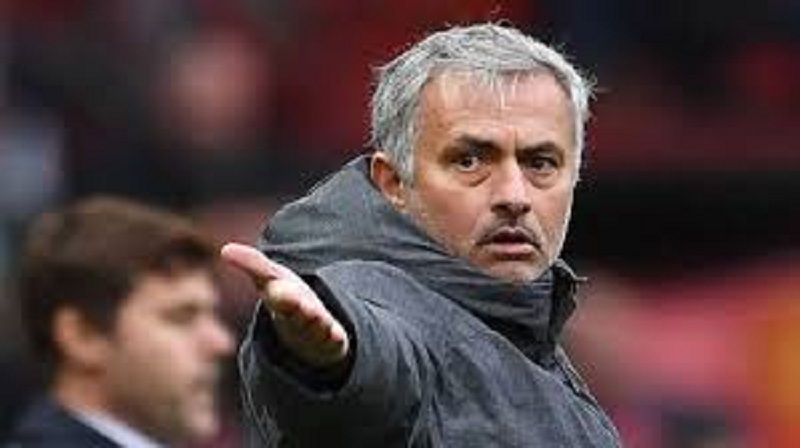 Tottenham : Mourinho s’en prend (encore) à Klopp