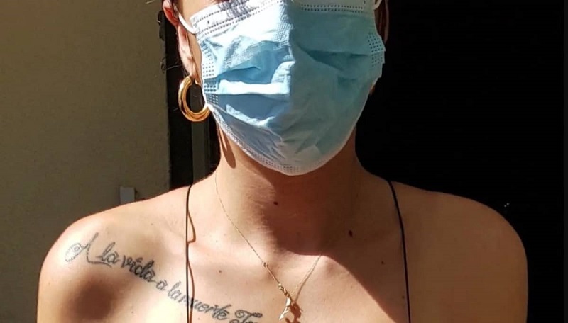 Jugée « trop dénudée », une femme refoulée d’un supermarché à cause de son décolleté (photo)