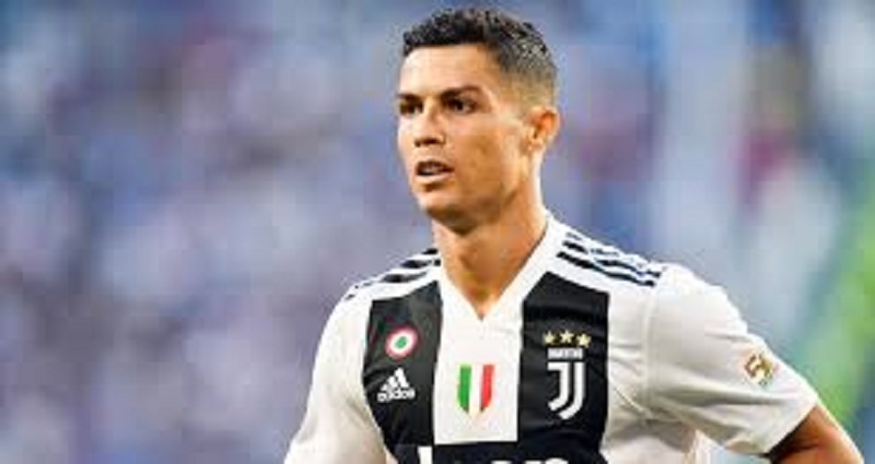 Cristiano Ronaldo : la star comparée à Diego Maradona