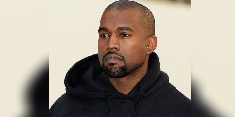 Kanye West : la nouvelle coupe de cheveux du rappeur fait réagir les internautes (photos)