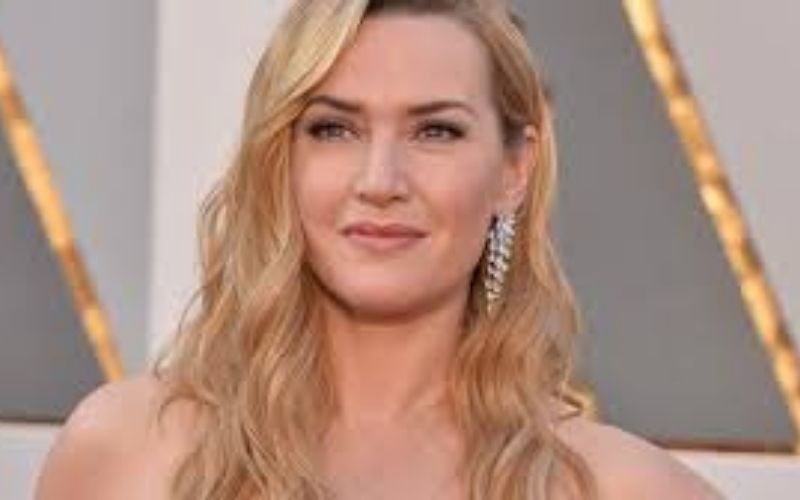 Kate Winslet sur les scènes de se3e : “Je ne savais pas vraiment ce que je faisais”