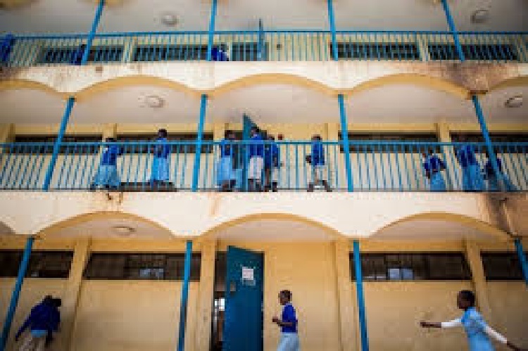 Kenya / Coronavirus : l’année scolaire déclarée blanche pour les élèves