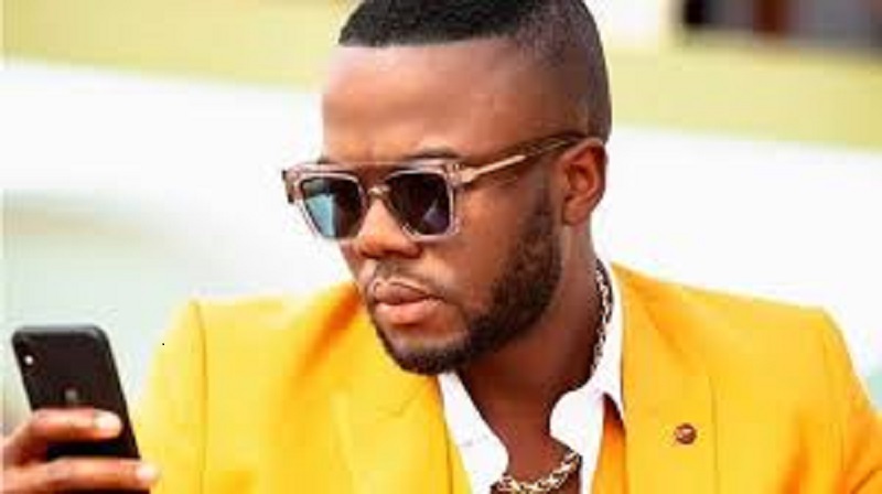 Kérozen réagit après le boycott en masse de son concert à Lomé