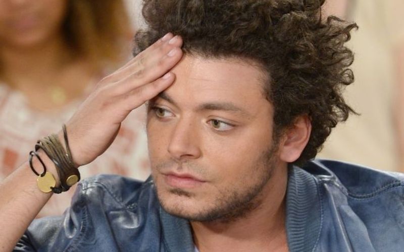 Kev Adams : l’artiste en deuil, rend un triste hommage à son “Daddy”