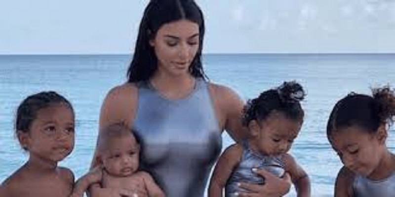 Kim Kardashian confie la garde de ses enfants à sa sœur Kourtney