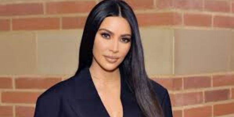 Covid-19 : Kim Kardashian « grondée » par ses fans